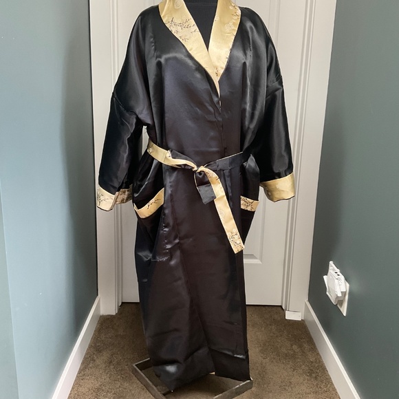 Gold and Black Reversible Lanna Pine Thai Silk Robe unisex size XL - Picture 4 of 11